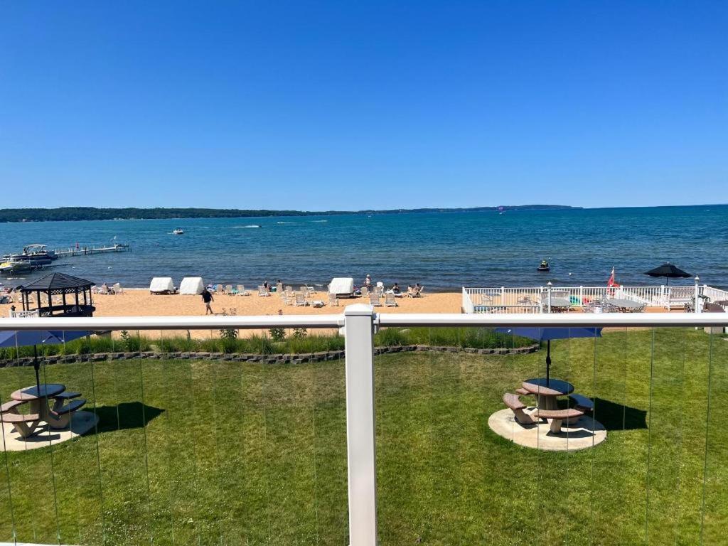 The Beach Haus - Traverse City Luaran gambar